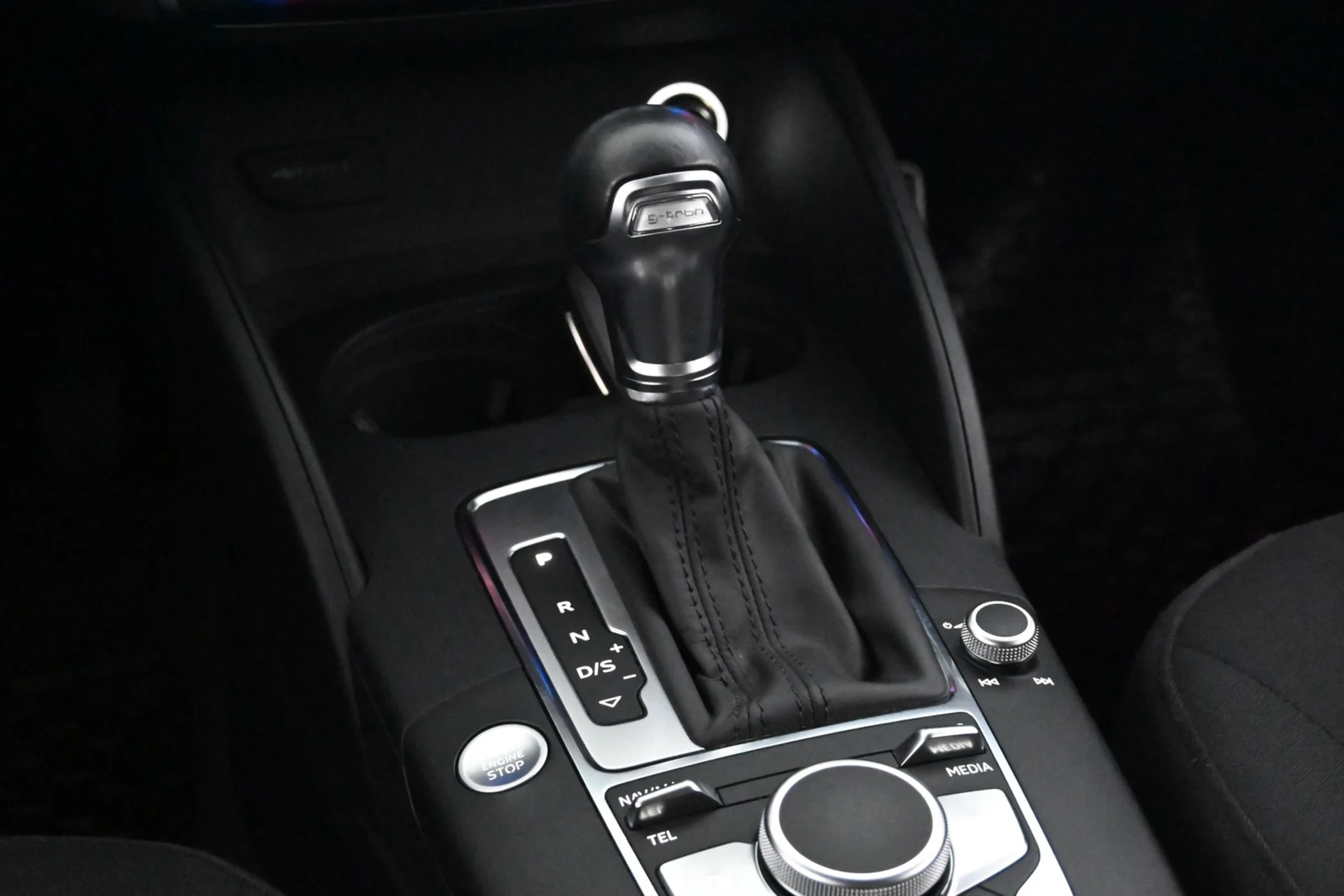 Car Image - 2VkCMKHrrETWl9AYnMyLoW