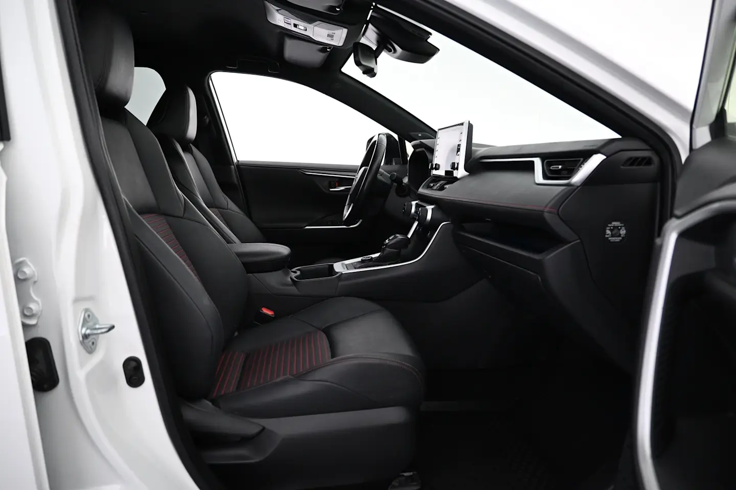 Car Image - 6XGfNjP38kYhVYduEGrIUu