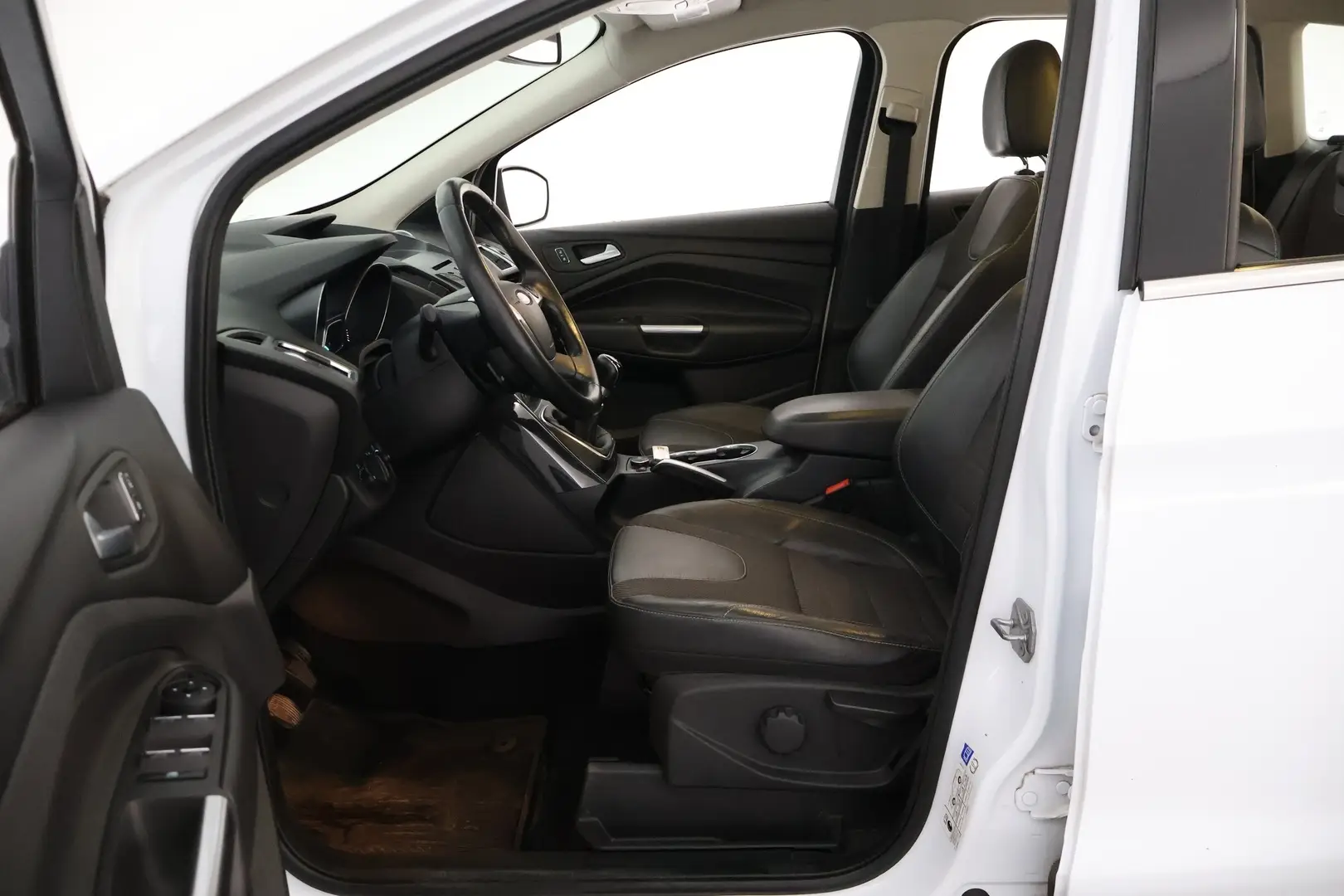 Car Image - 3Y2PtDbcDBUqsEie5sC0xR