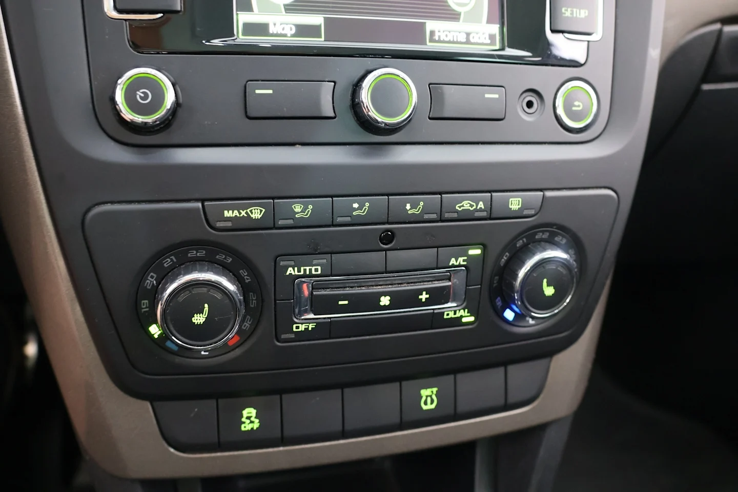 Car Image - 3PK9kKS3z0pHwe1aD50div