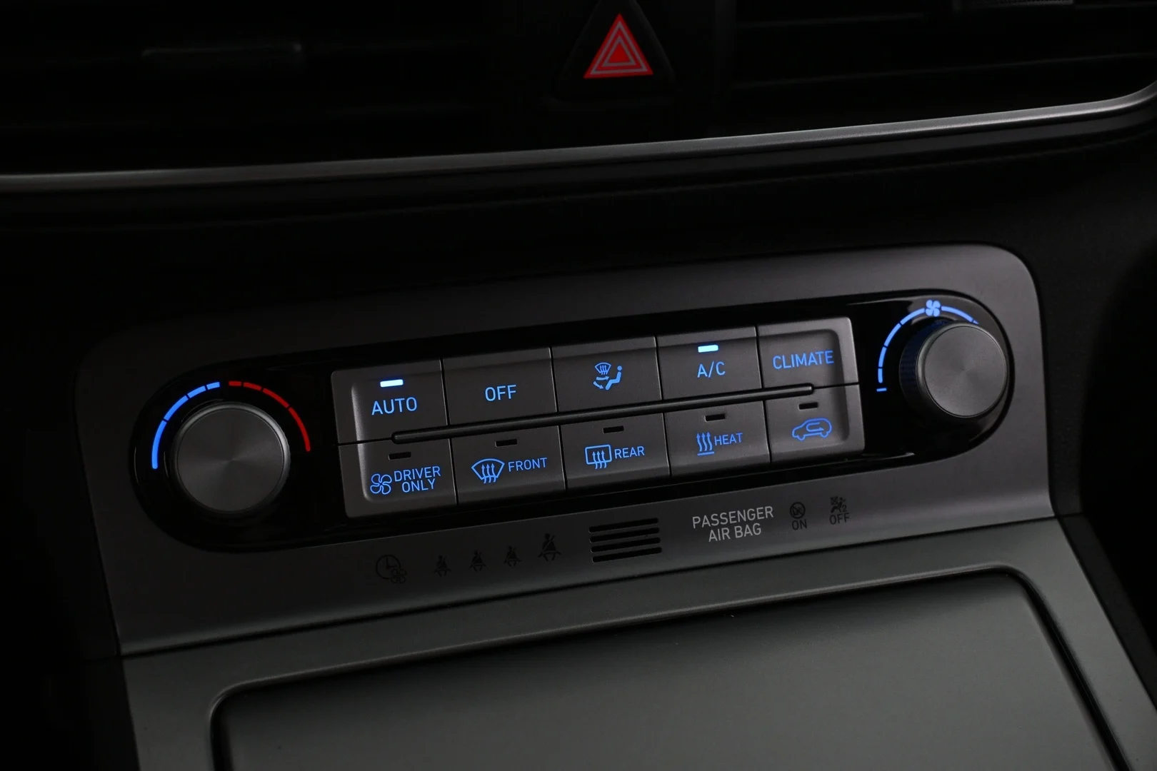 Car Image - 3wO1ie8RfznUjuGNiOjW1u