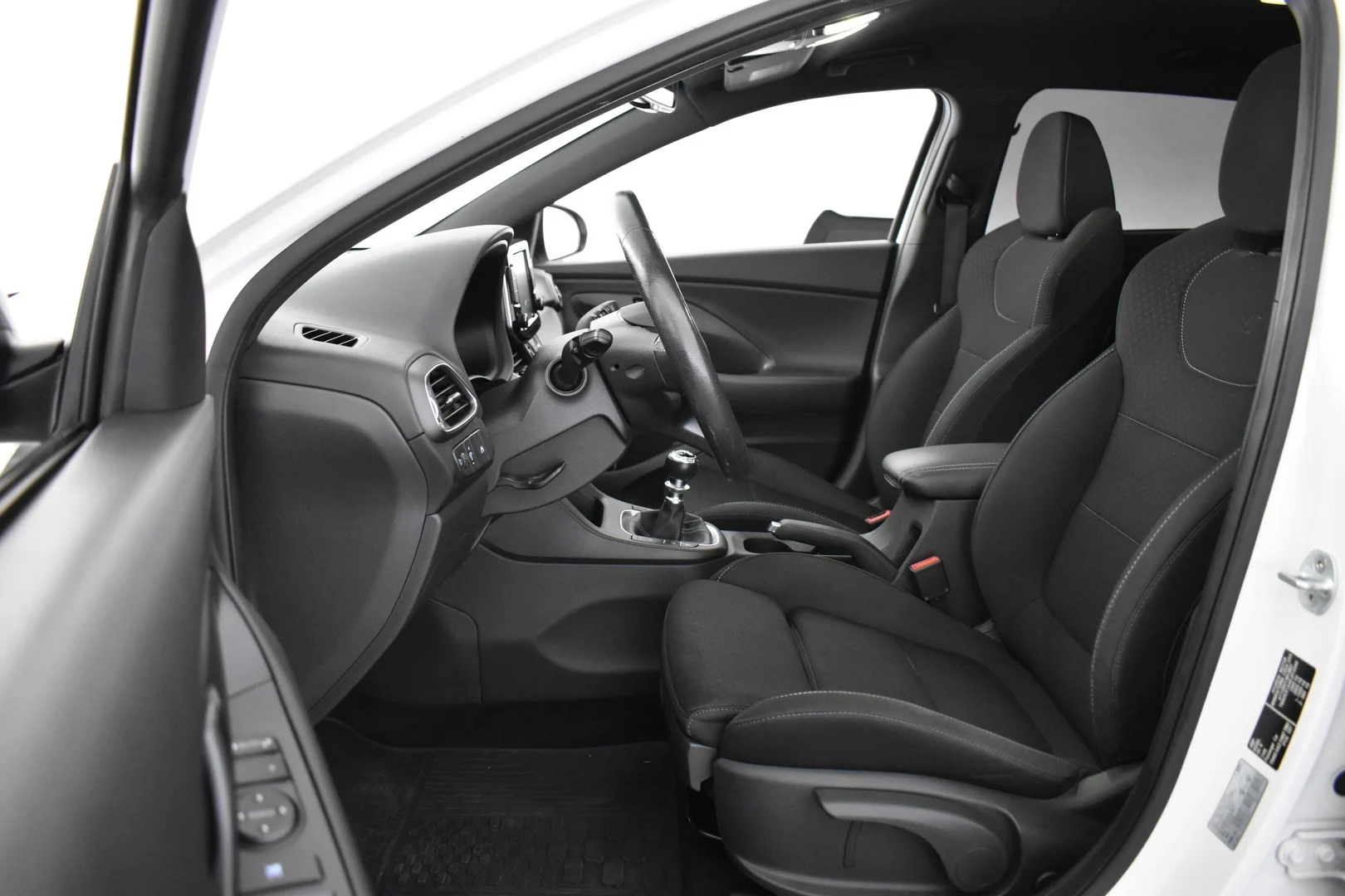 Car Image - 7KIMS2O453PJluarLiSRmE