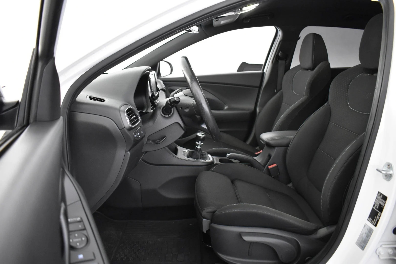 Car Image - 7KIMS2O453PJluarLiSRmE
