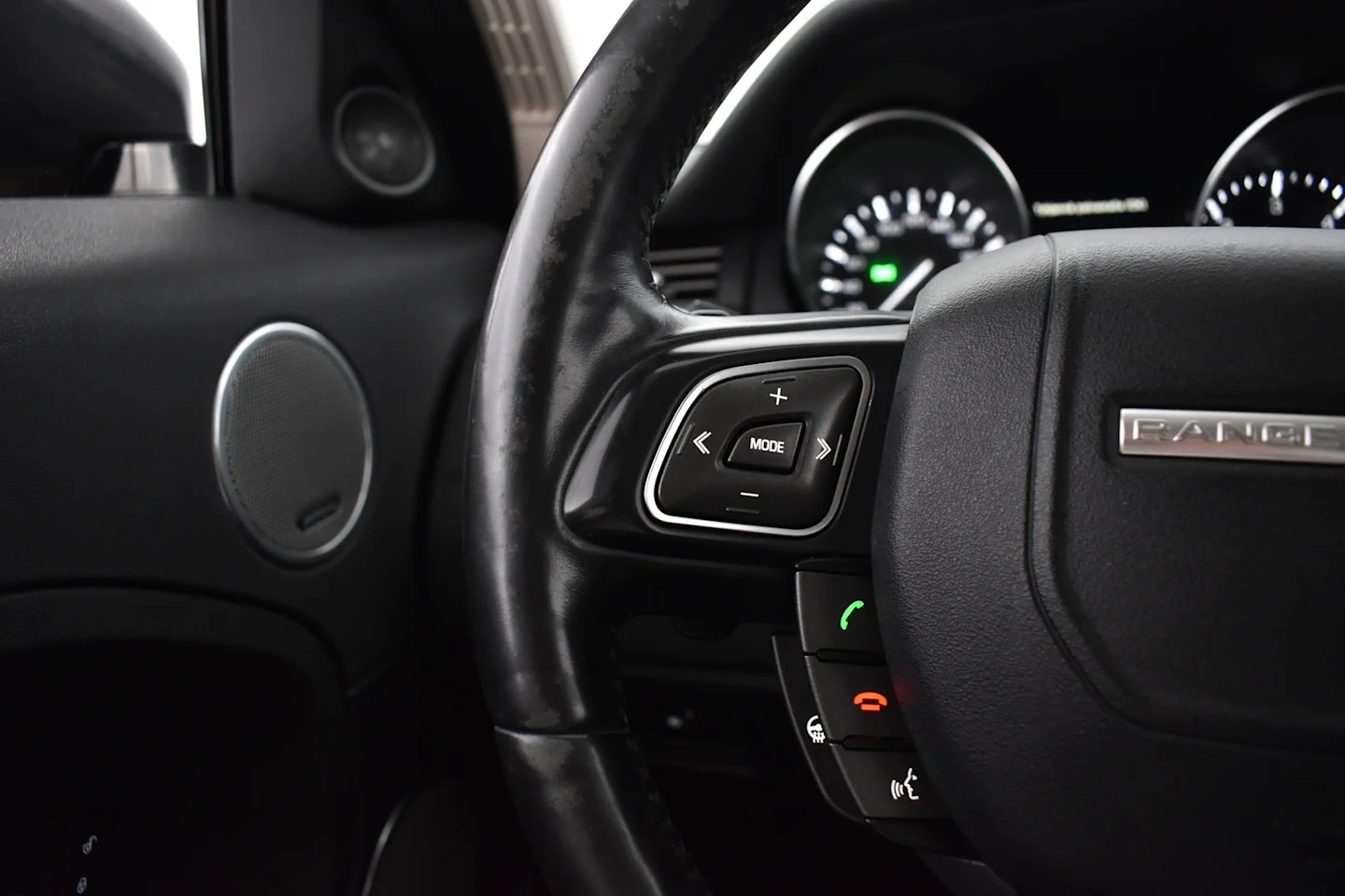 Car Image - 7I97MNOkSkvTVElPhAz6TJ