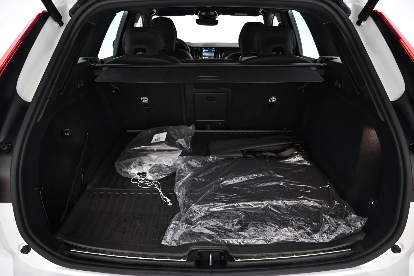 Car Image - KnEBwVBOOgVQD9JPne4L0