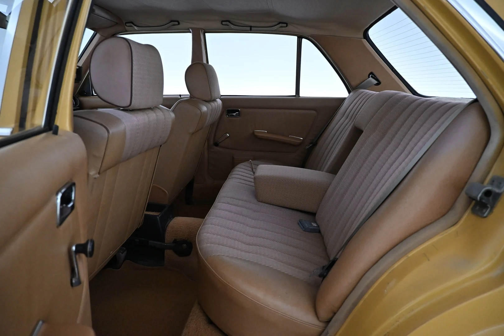Car Image - 1Af4WYrLSiHnANscVdClj8