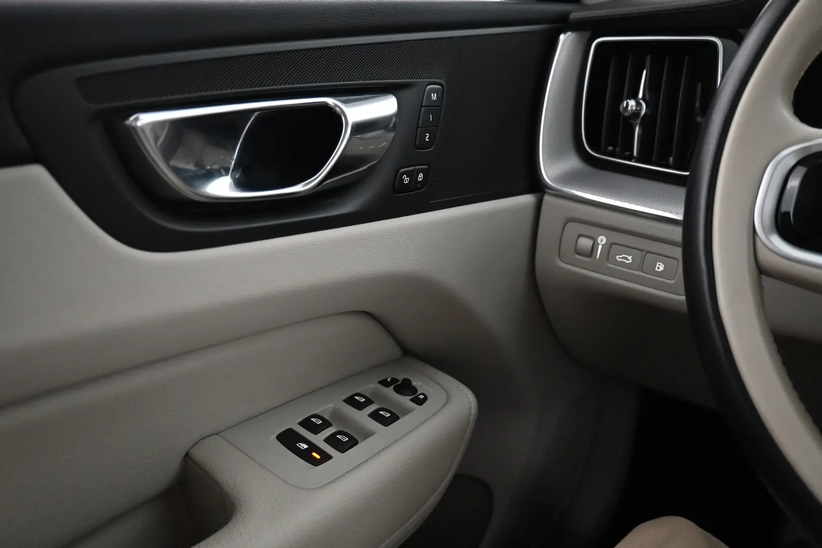 Car Image - 4PP5IDLasFoT4py88qlN91