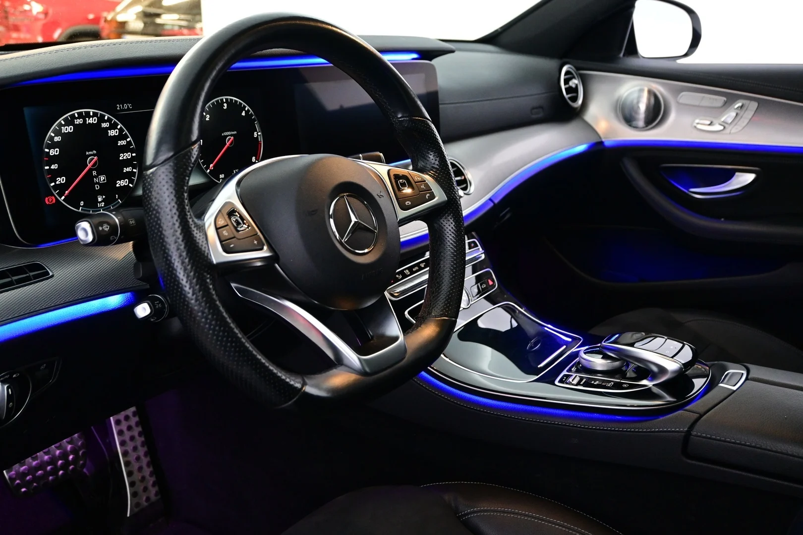Car Image - 7EoH0f5BAm6Jyza0awTajT