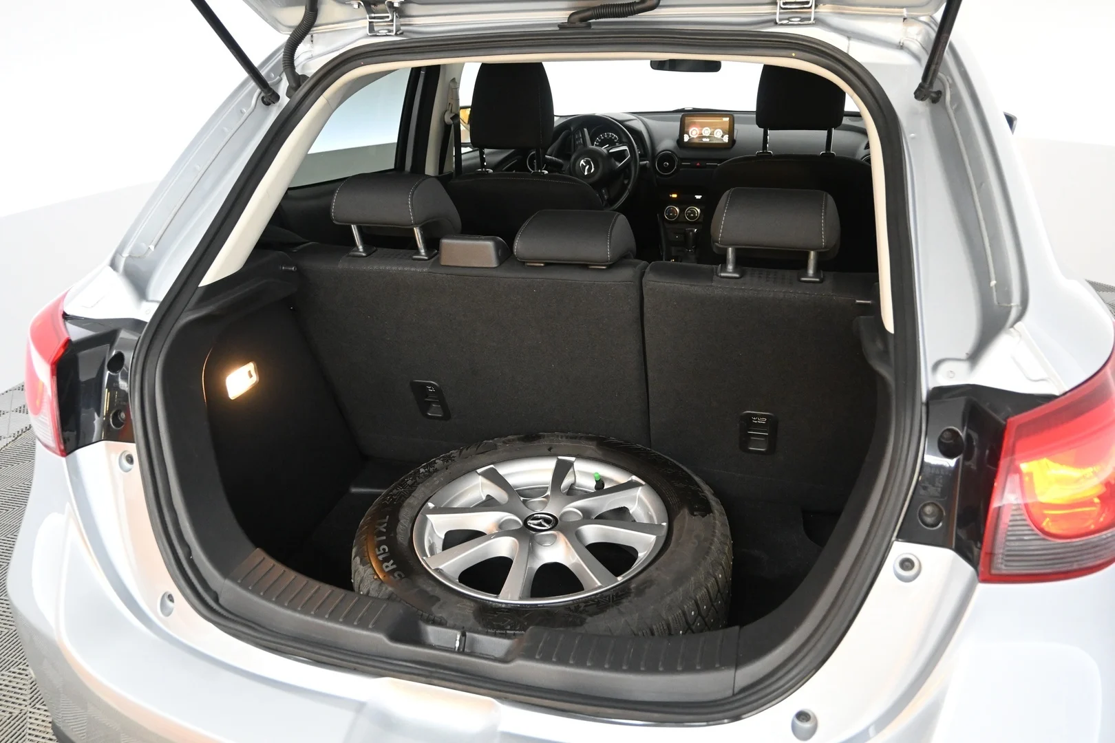 Car Image - 7mnJHwteUXK0dcLvJbLCRu