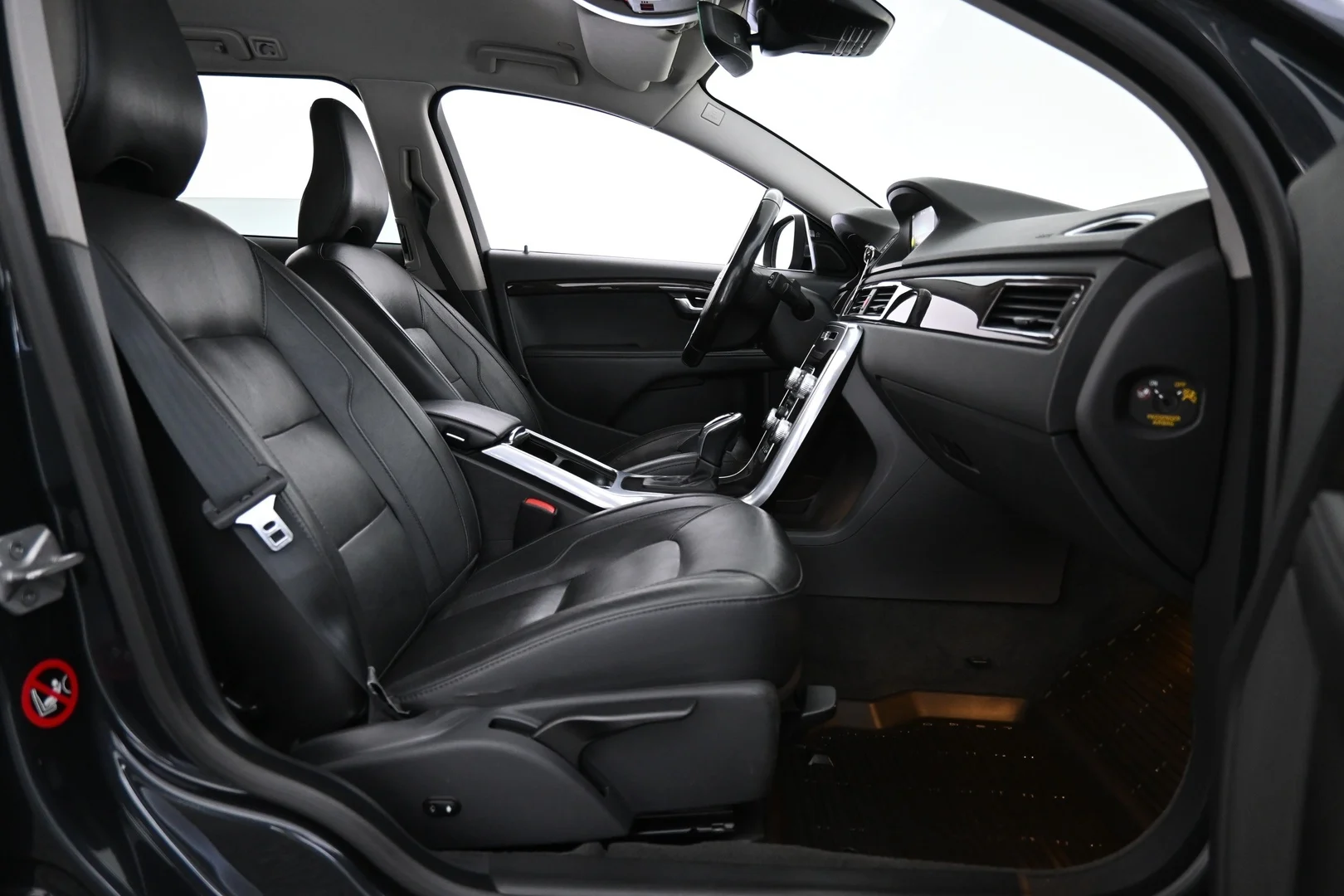 Car Image - 4yEr757Z26iNFGoa9sbzdj