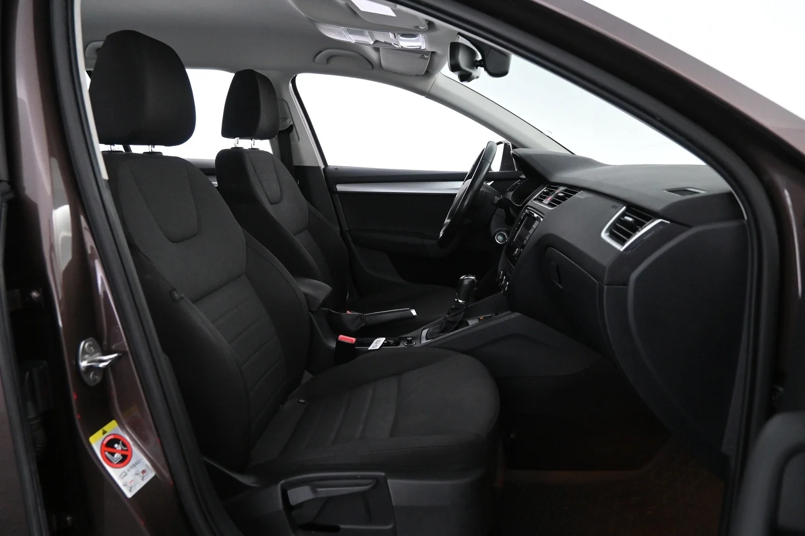 Car Image - 5Q6CUII8yYNx75qvabdmzA