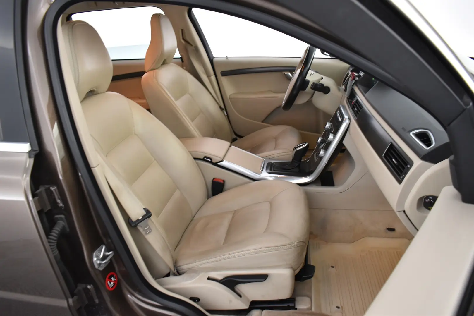 Car Image - 1tWhNsjxNKKmiXJaOwRDgX
