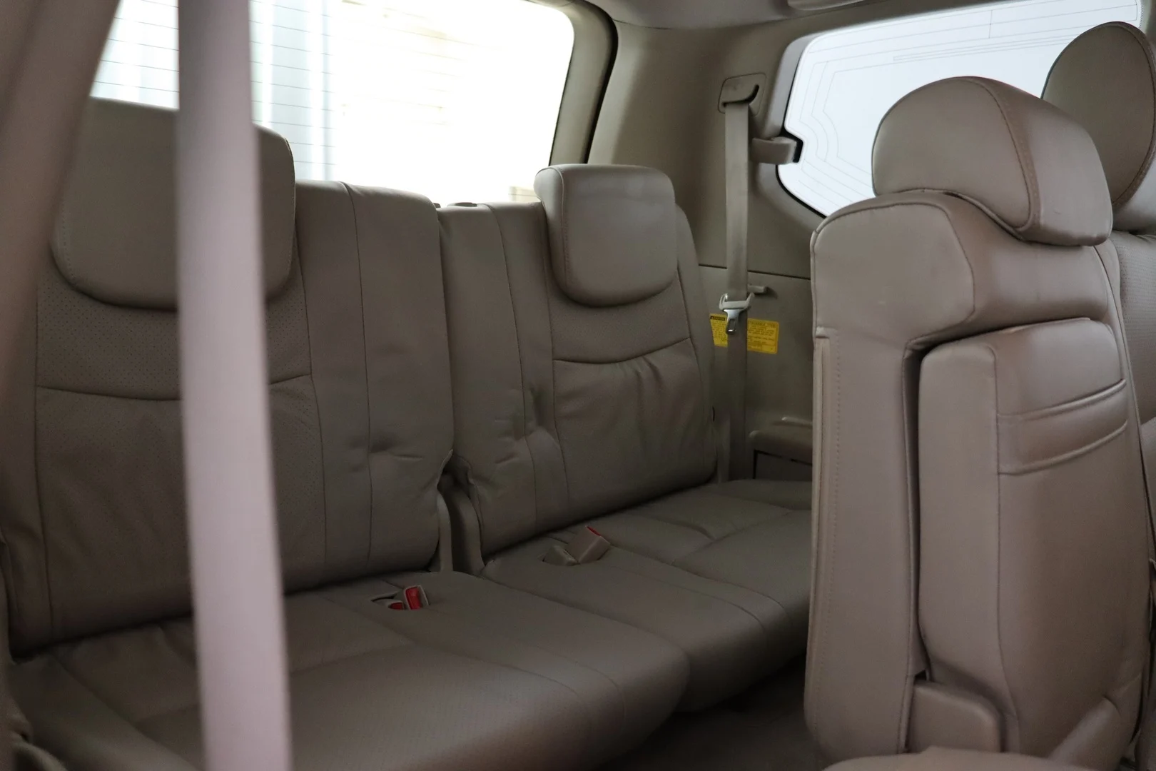 Car Image - 5HzLD7cjxS936uxRRQZl2M