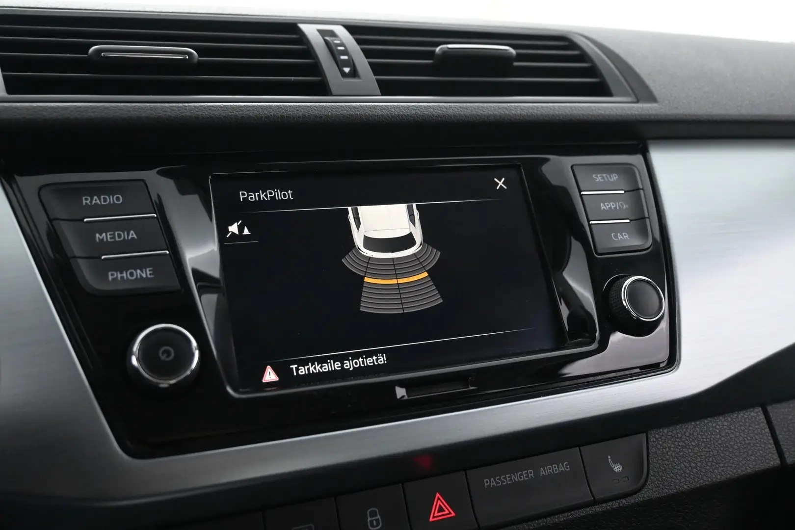Car Image - ElVHj4VRRE6tH3tTio58G