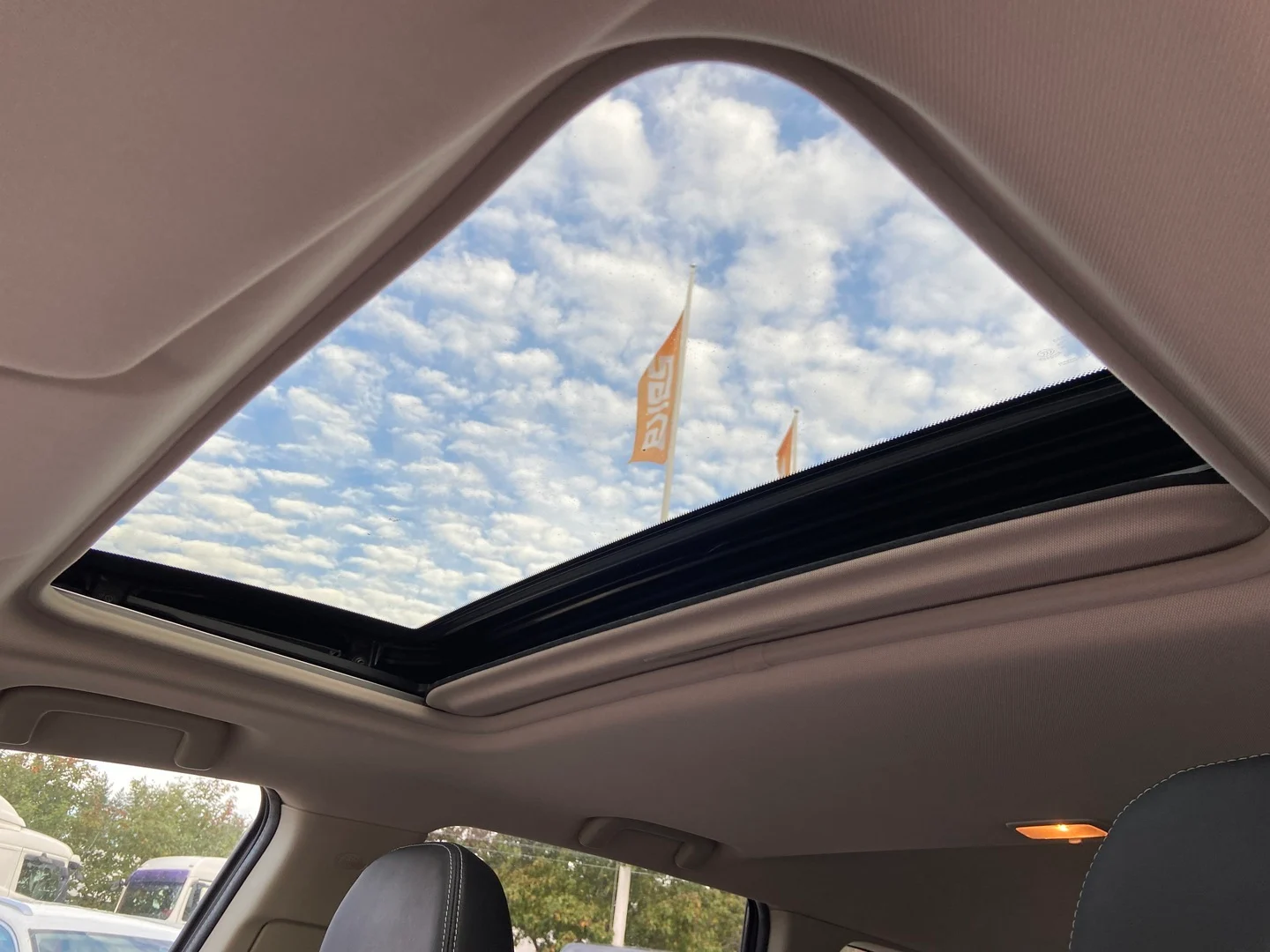 Car Image - 4Jtpw0feCgYlb6gd1feW7D