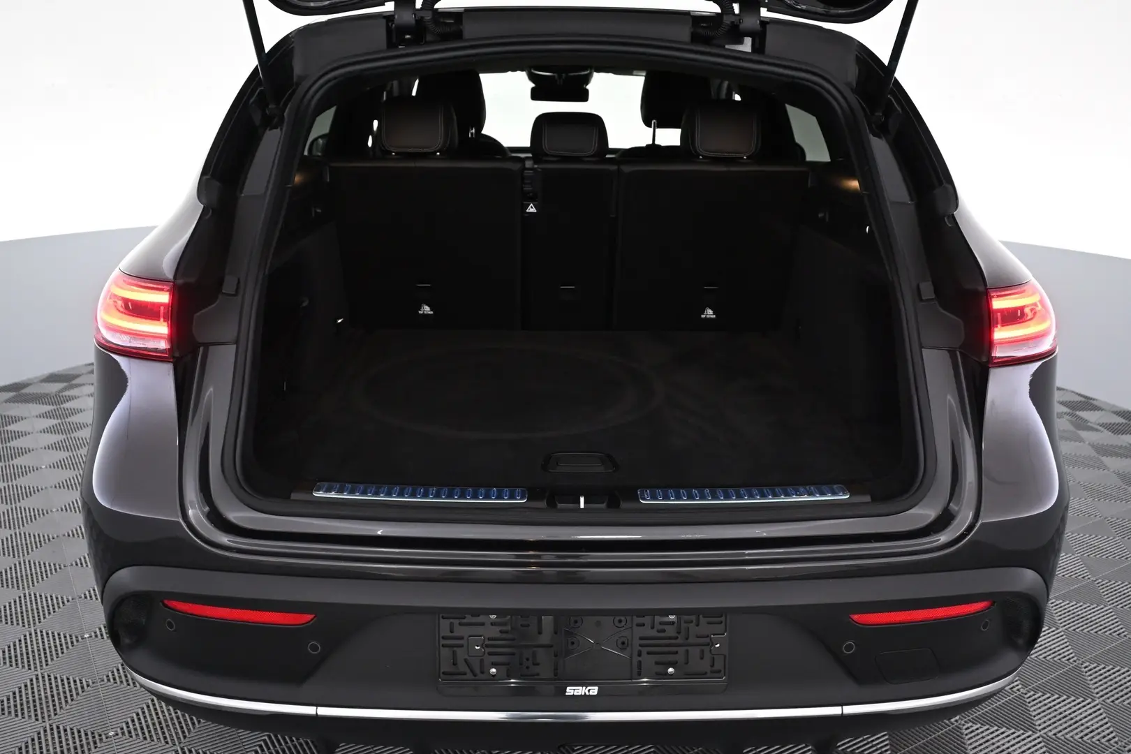 Car Image - 5bRfxjfElY78DNKpPScIrM