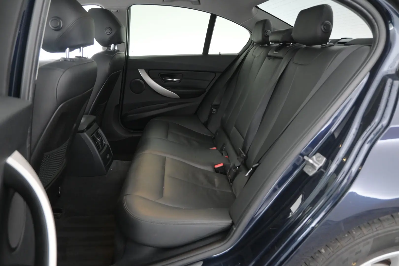 Car Image - kDEnVpyw4hkcPtCGKSsIn