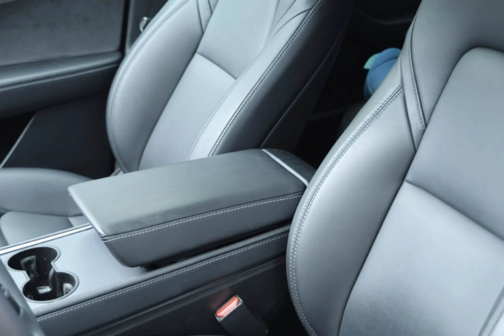 Car Image - 63h6wSRi3nGnh6oCah2V4G