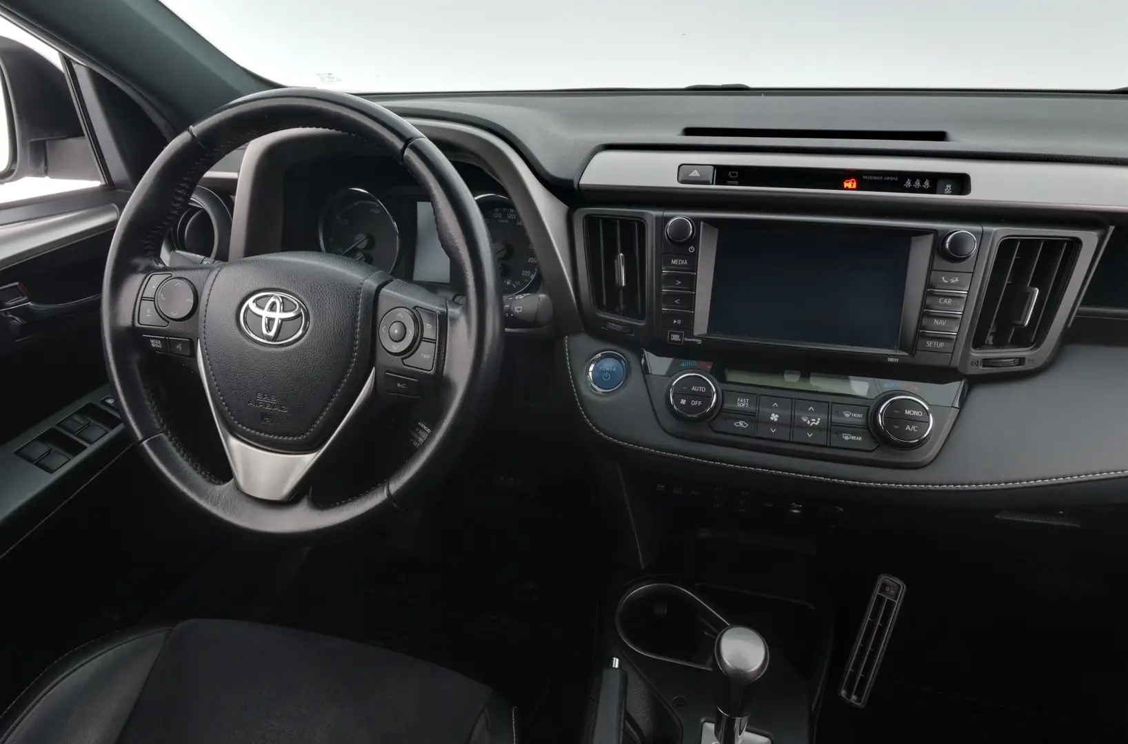 Car Image - 33u21X6WCk7S8zOY34Rl8C