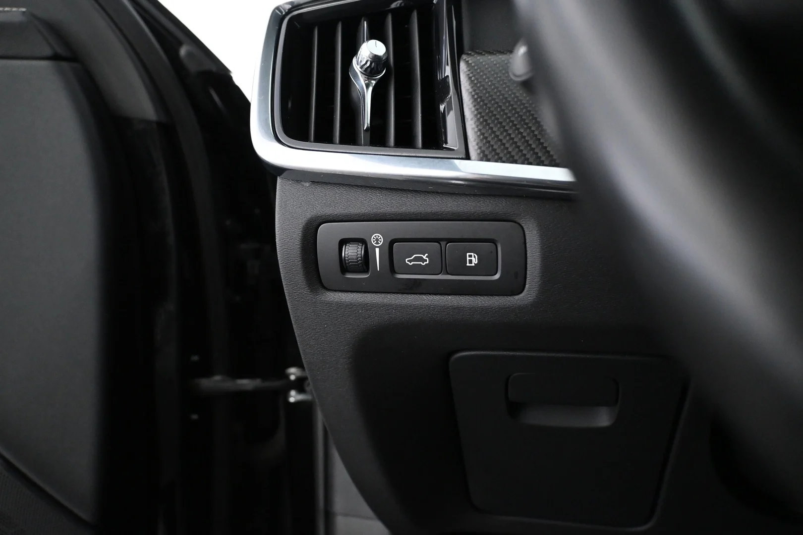 Car Image - STT4Vpdr0O9d0rA4ruG4g