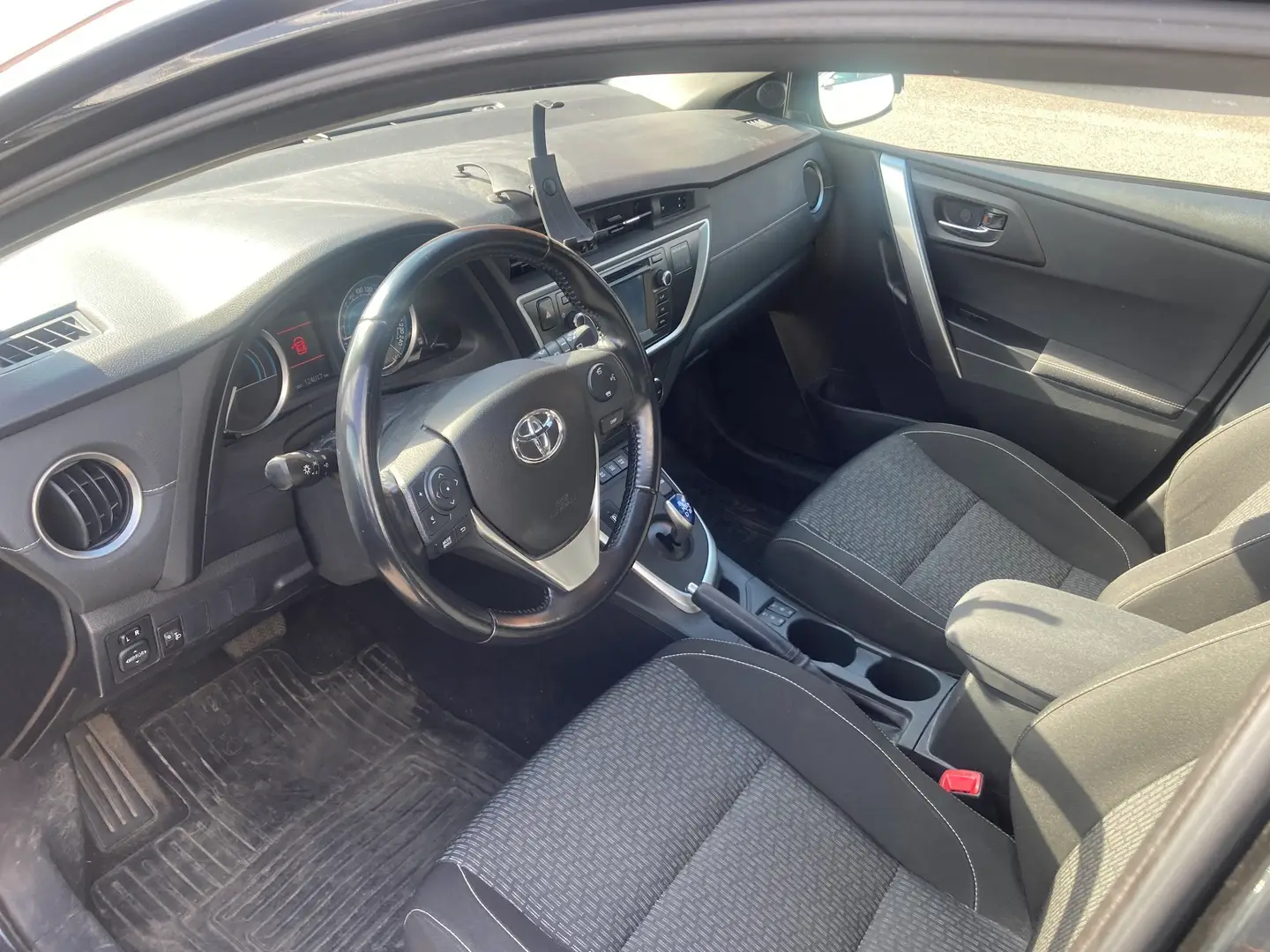 Car Image - 3uMxJpjN0FCWTuqNWLnBJt