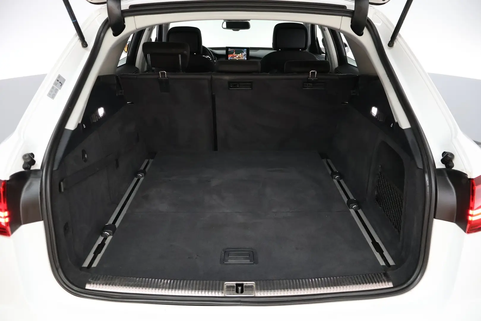 Car Image - 23Fz0lMOEt36Lsx7BkAjwF