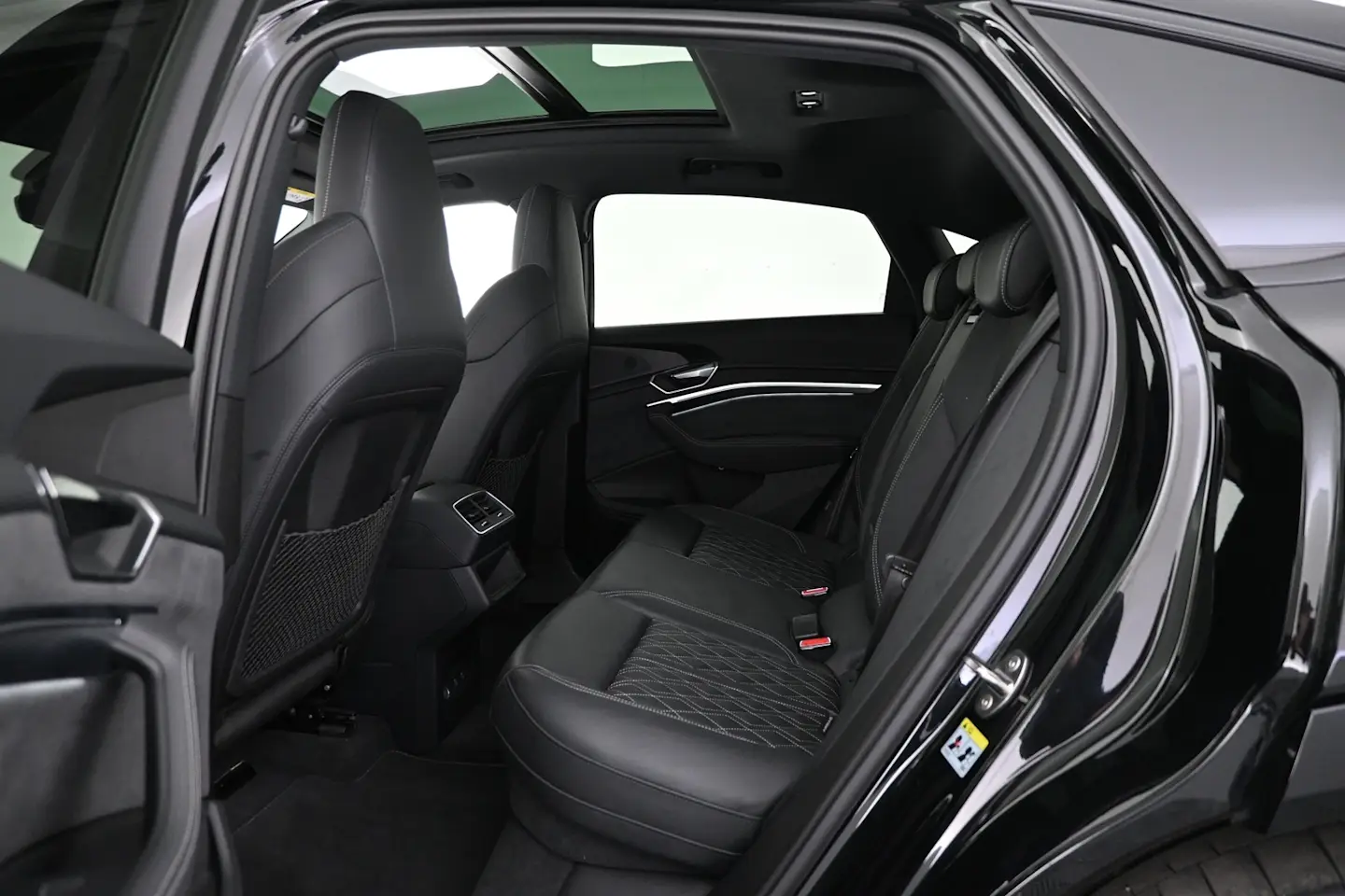 Car Image - 5u9TJip5Nrf9AxCPCv25G9