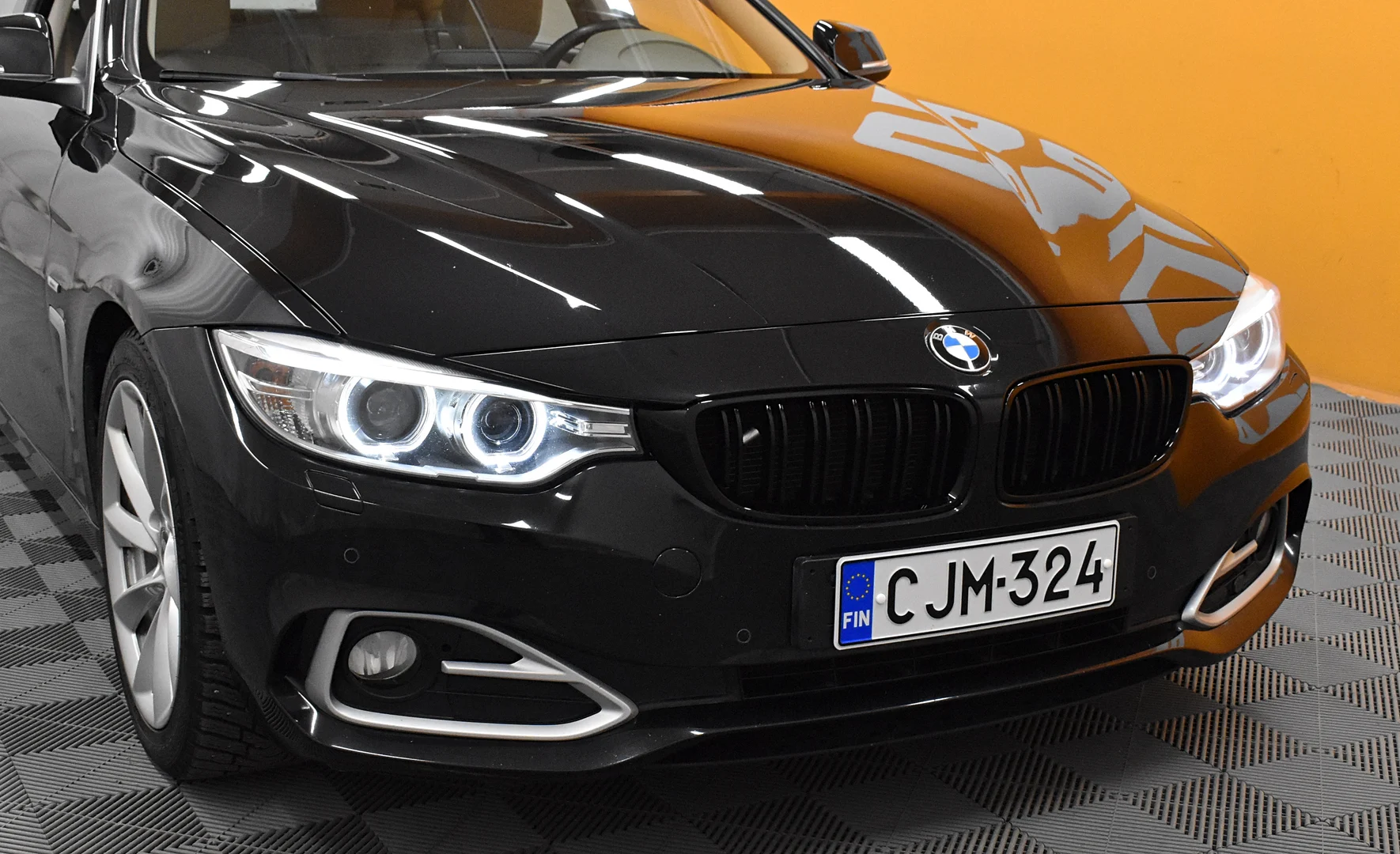 Car Image - 6NAFzxMCfGfxipp2RaYq1j