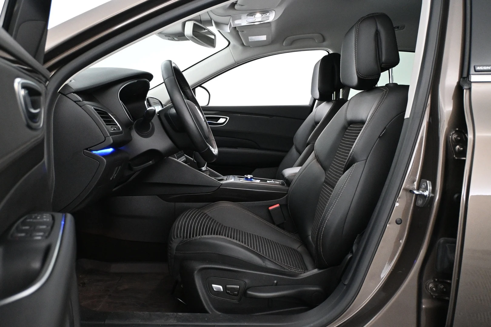 Car Image - 12keai9slMF5ZNWlchbuqJ