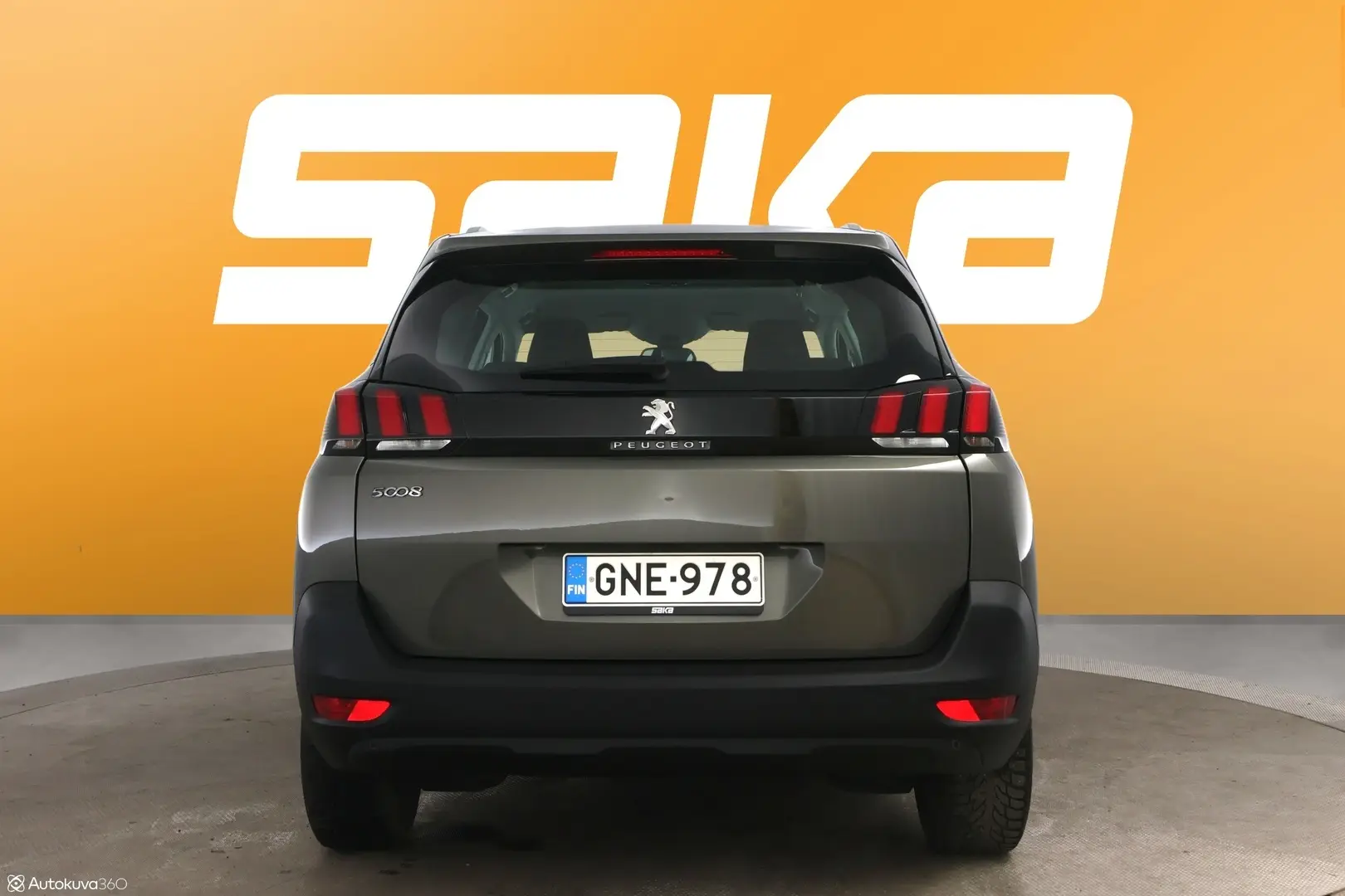 Car Image - 4ZQe2mzEq3YhB10Mxc7mvJ