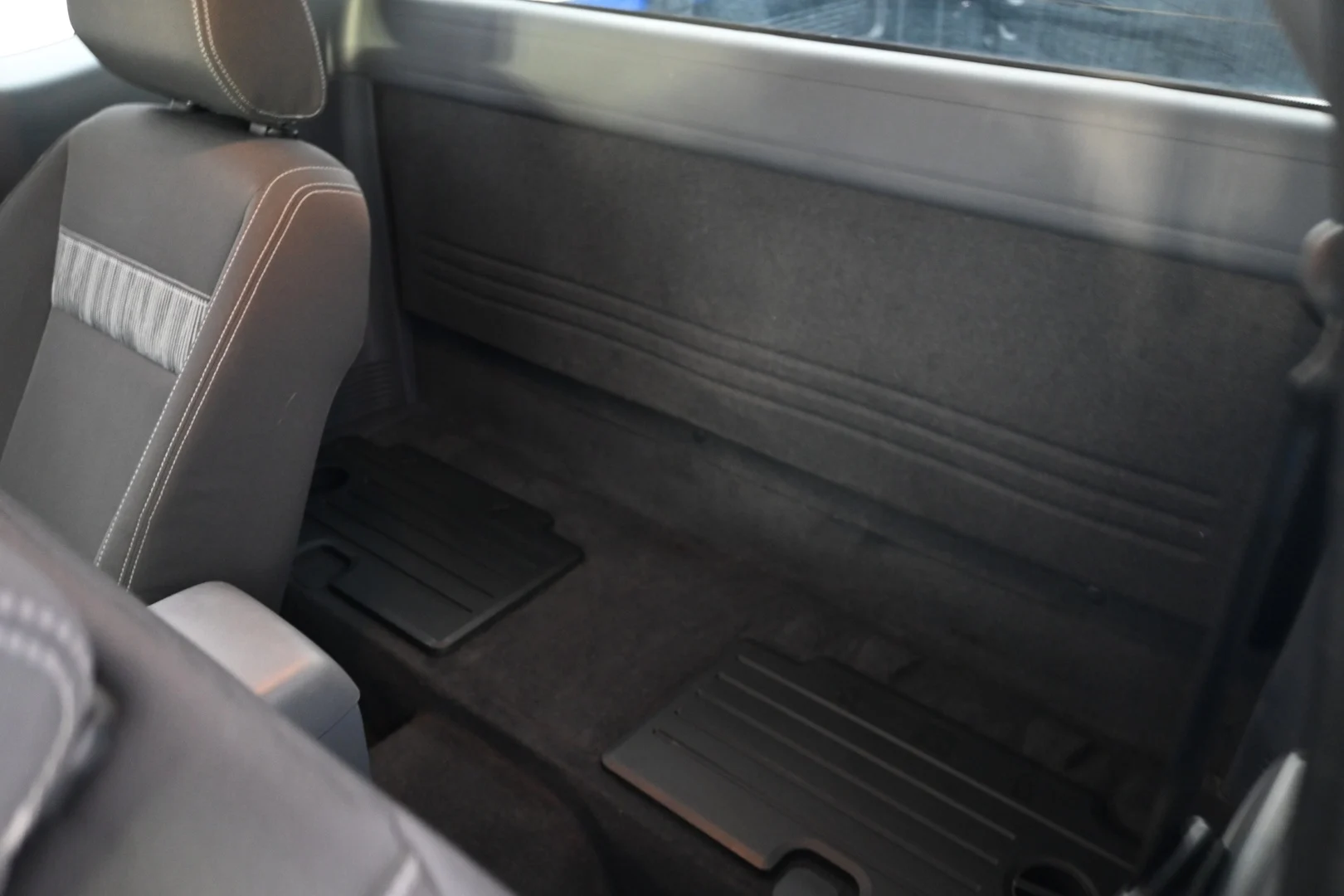 Car Image - 3r7knY7fdVWL7wi7OEY1dE