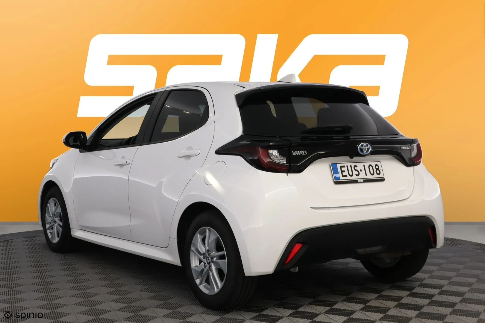 Car Image - 4zheQT2n9VLXR6zXTEF1Go