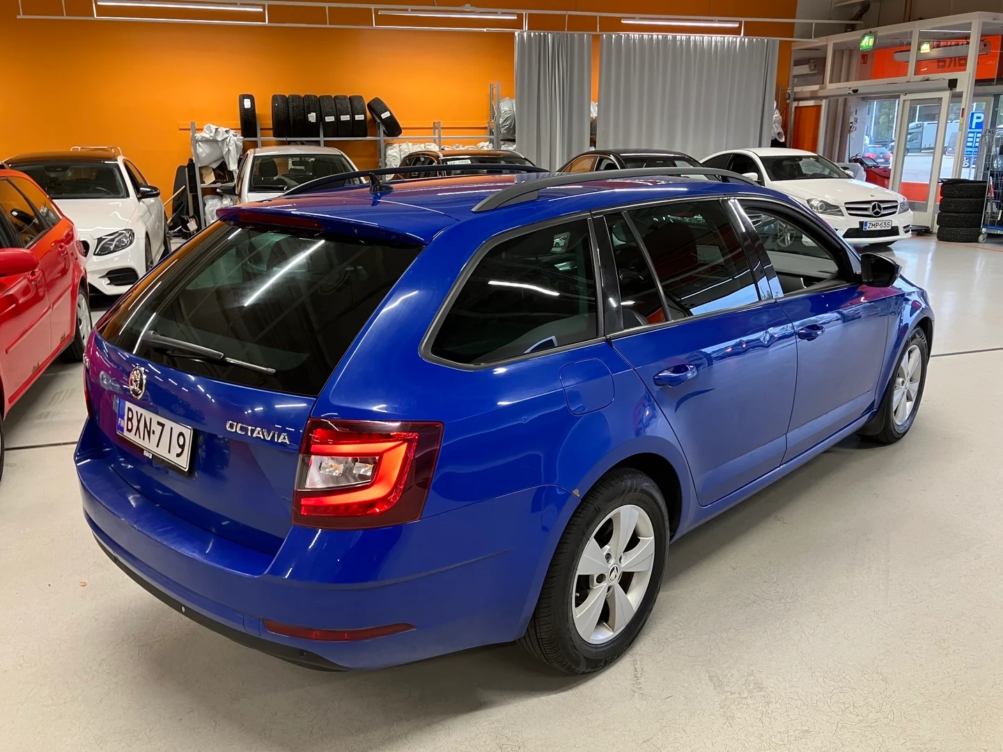 Car Image - 6jRx53eXuRmk89nXHyl0wB