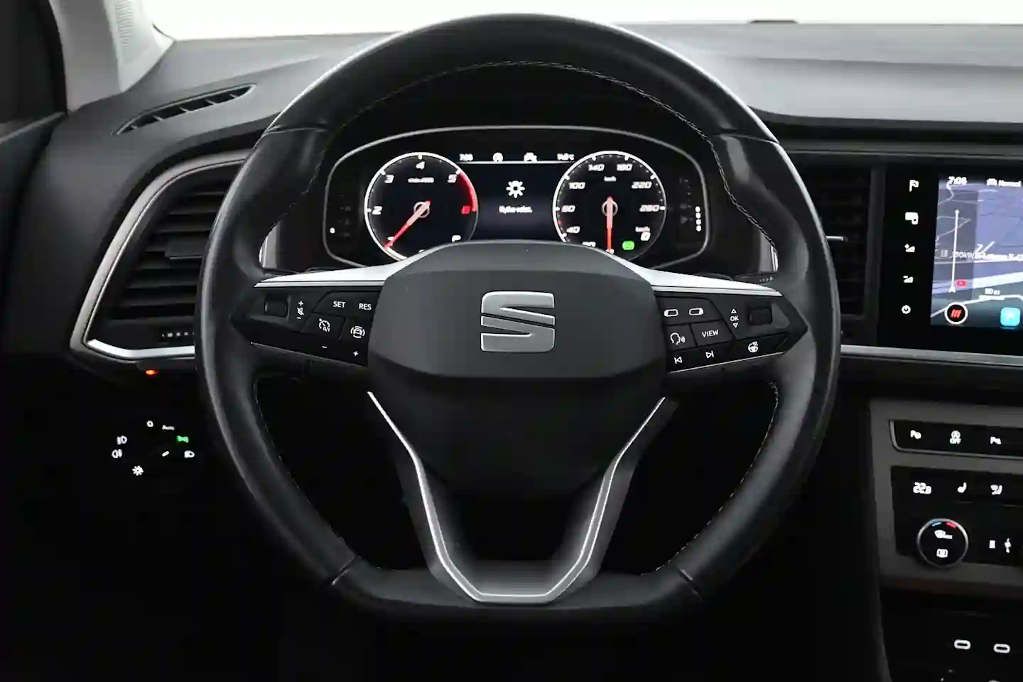 Car Image - 1rxlhw3DyJgJSVfHUxunoy