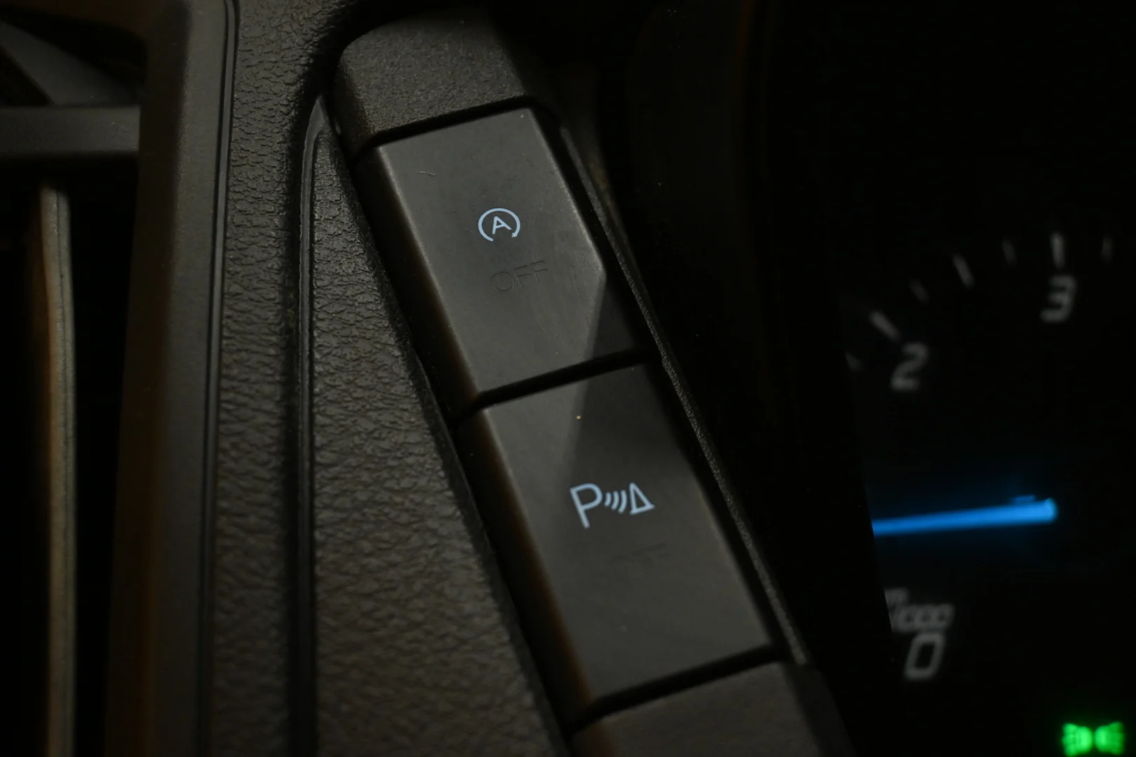Car Image - LrZHy19HvA4av4QFpSvRo