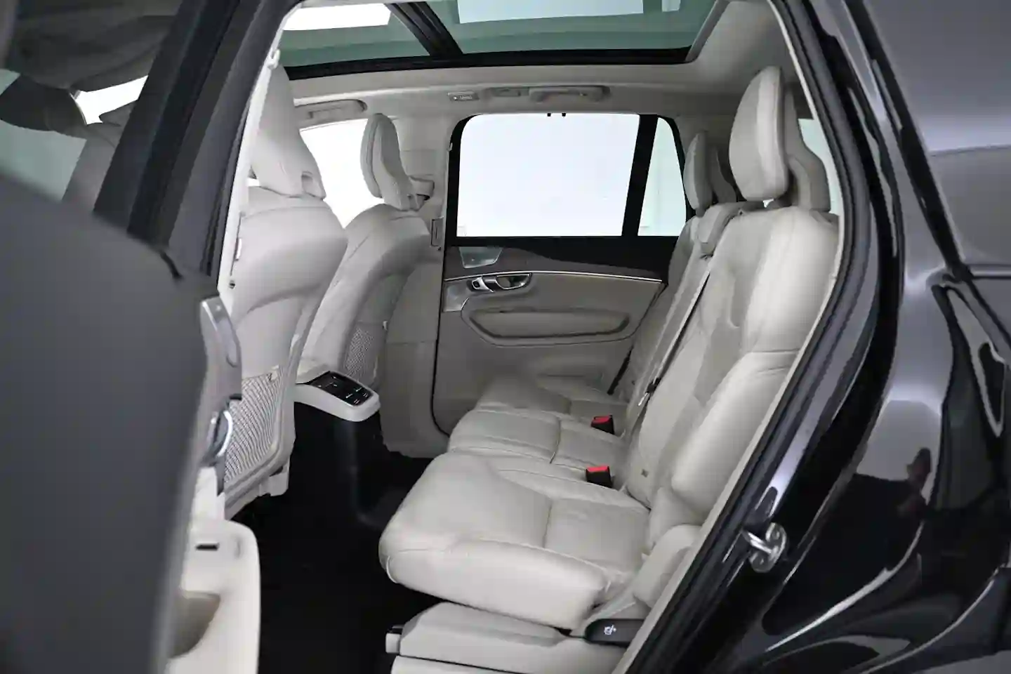 Car Image - 4ZqDTRsvlGS4CrOULpnCnd