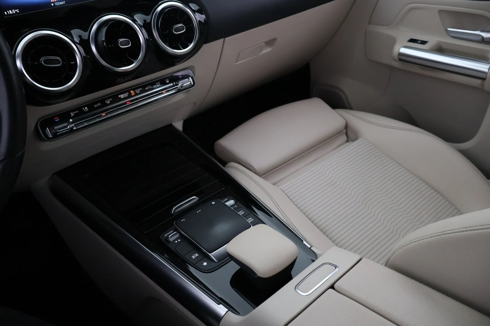 Car Image - 30gPjhBa4MxeWAivRdTW1z