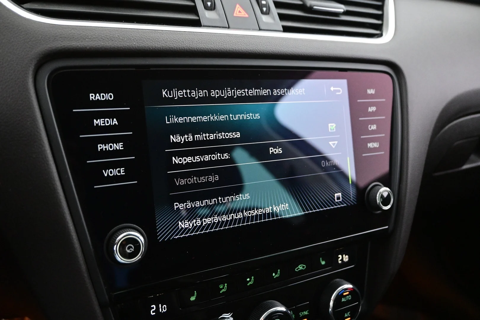 Car Image - 4RDkytuFahdTryGGTrkMdQ