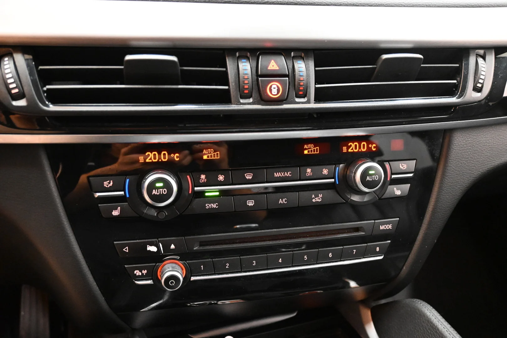 Car Image - 4ygo7BU9pEZjZ2DURR0zsG