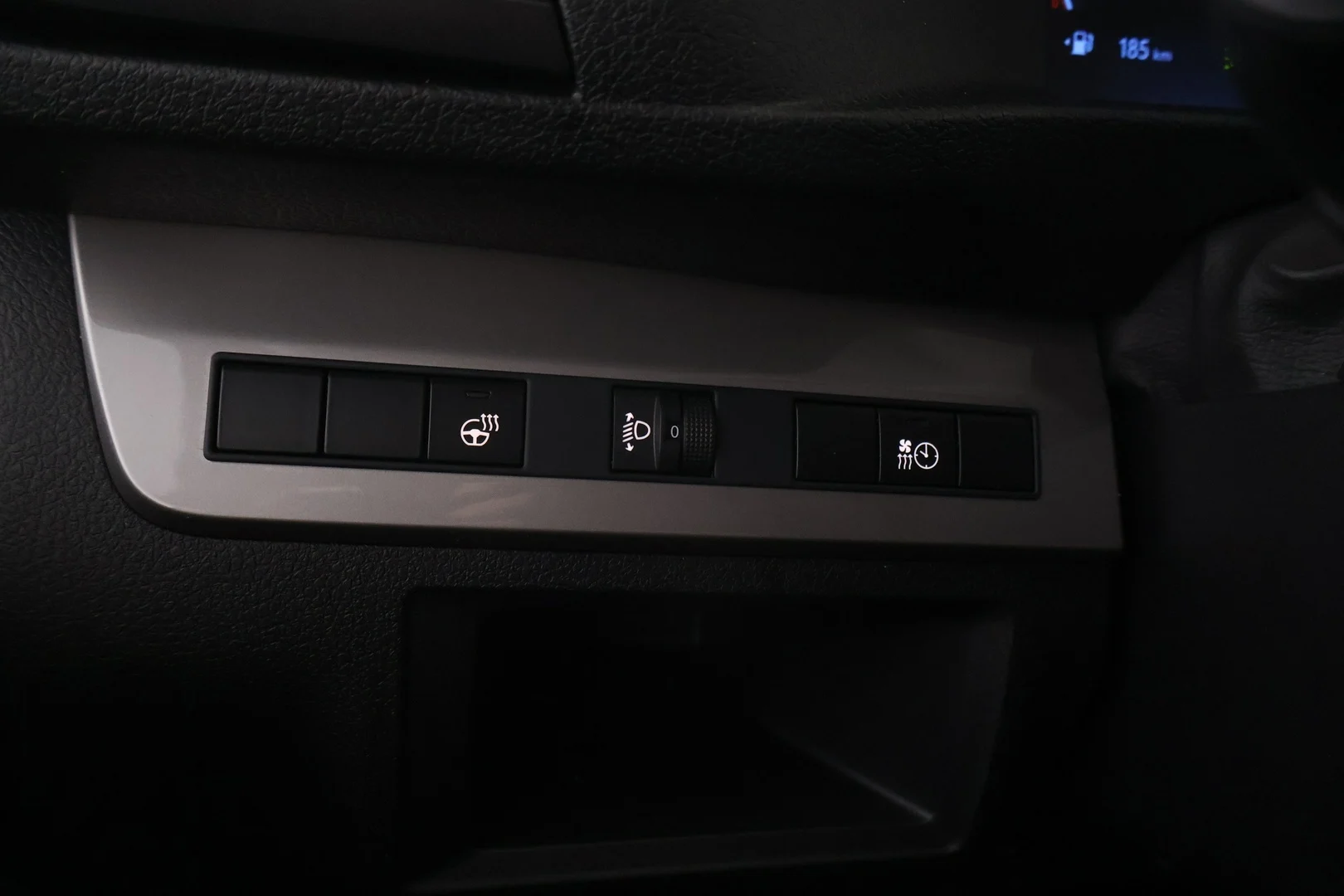 Car Image - 77cKFy9IzN0mO4ykSwHCLZ