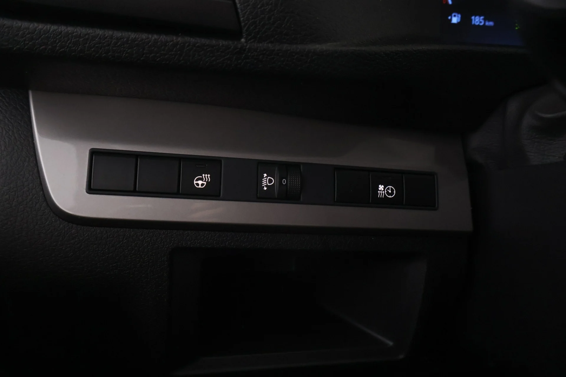 Car Image - 77cKFy9IzN0mO4ykSwHCLZ