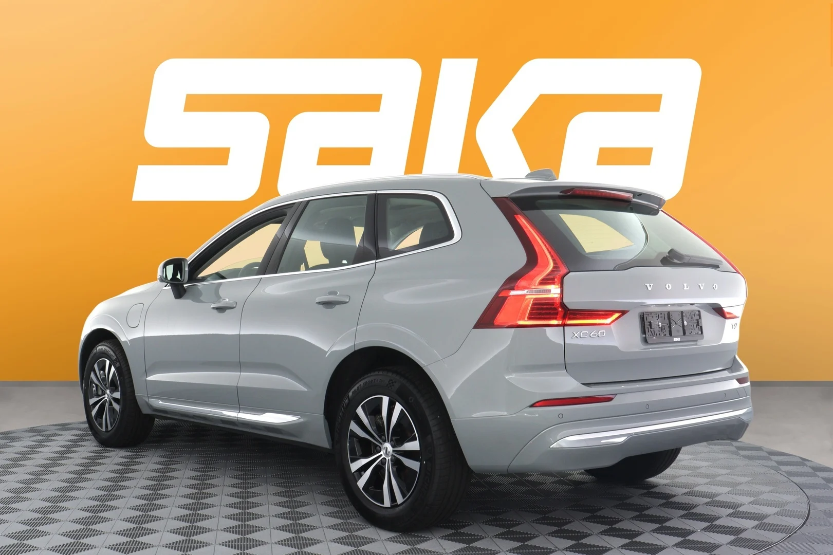Car Image - 39lphmY5GKgzL99d33mx90