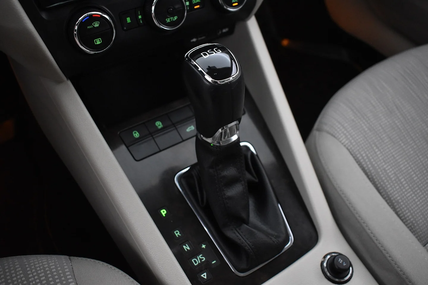 Car Image - 4bSYFC2lZryTqzlsXDJOZC