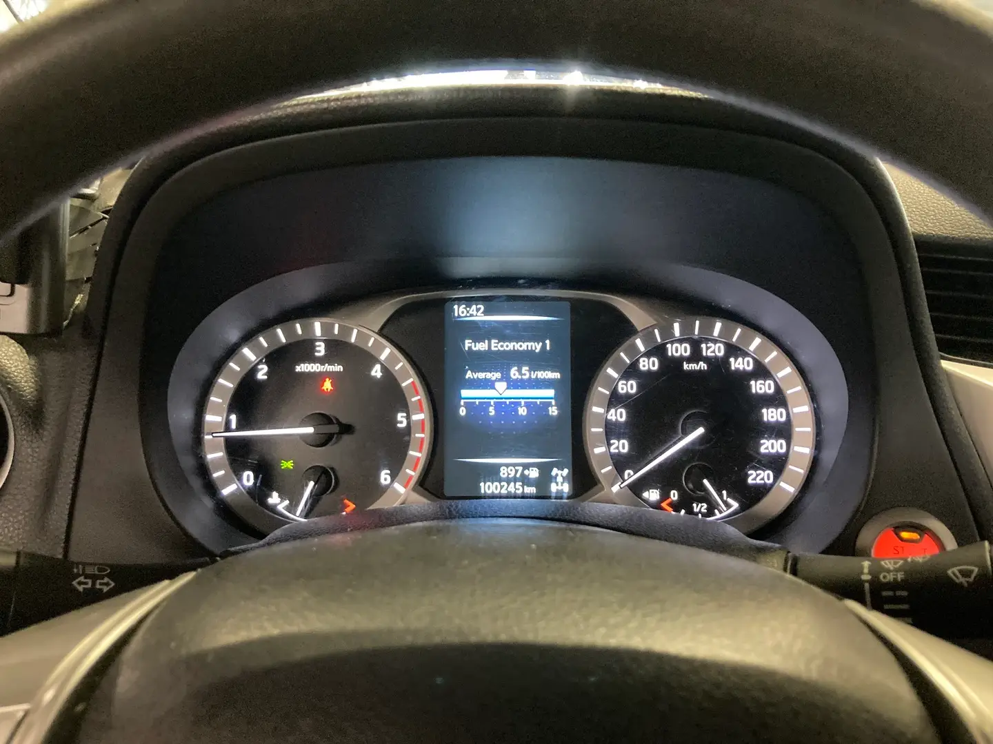 Car Image - 6A0kFd1vXUpvSWzm40BUsr