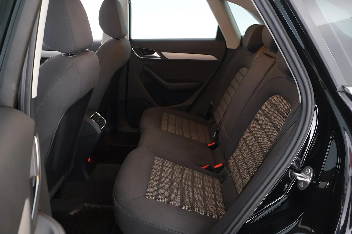 Car Image - 14bZh0sed2USOfDODp0mQr