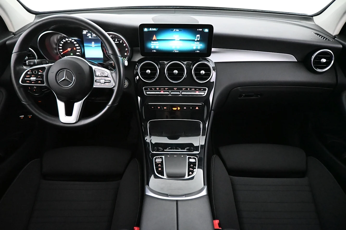 Car Image - 4vAHiGUG72LpAgkBj7Vr2d