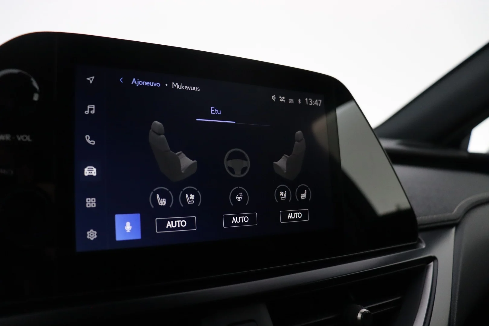 Car Image - jPOMap9bLWqIvMifdS2YI