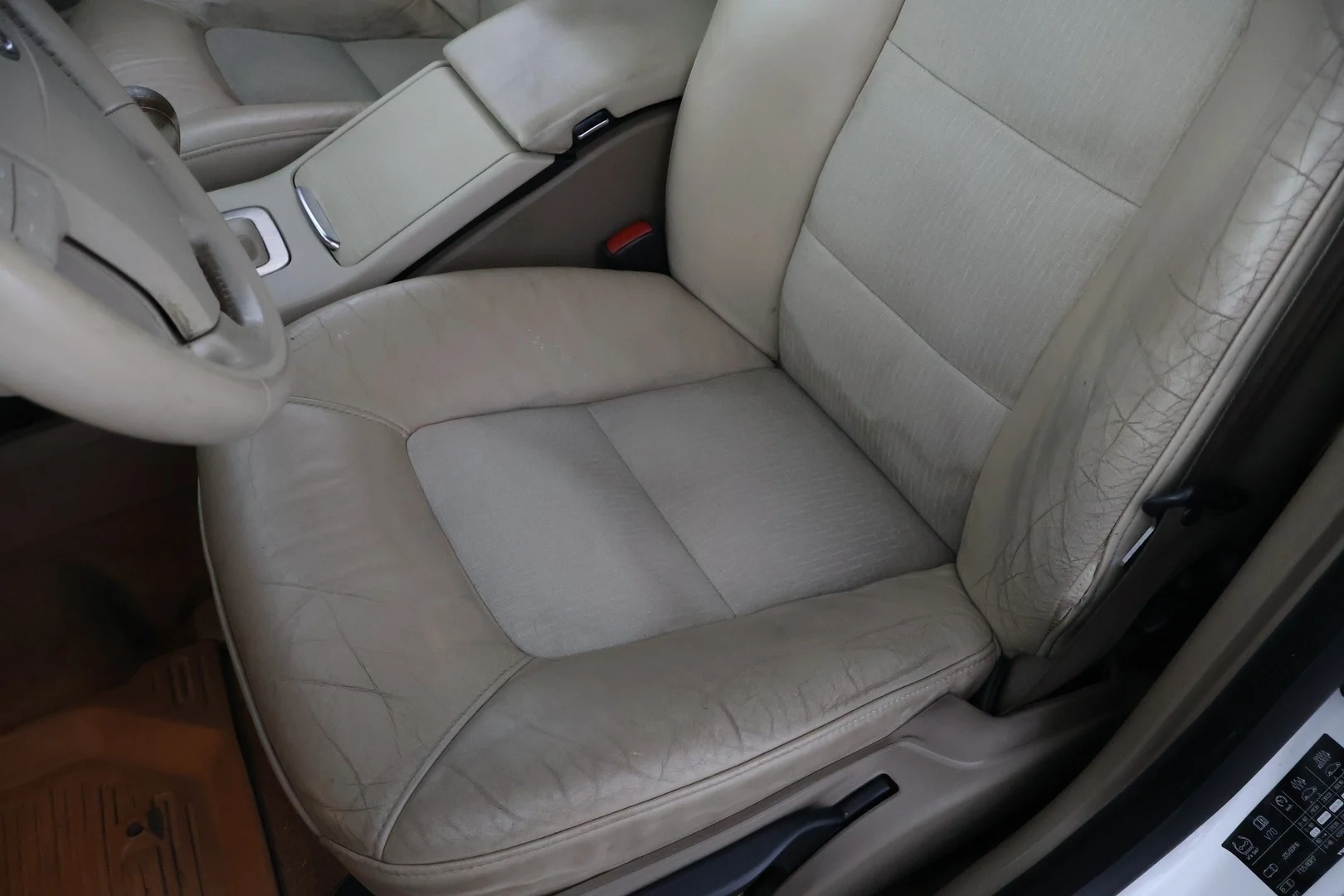 Car Image - 1lI1CEur1tpb4VjwO7Jb7U