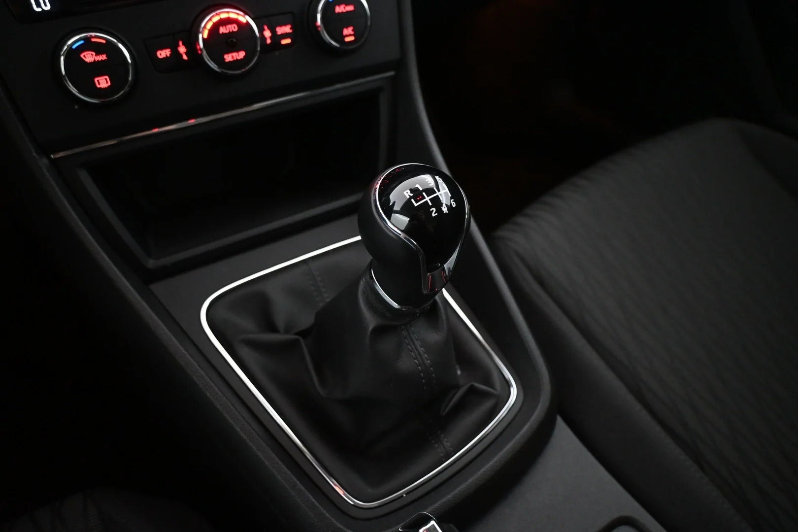 Car Image - 5b4bw1uSXZ05frvZxWeEpp