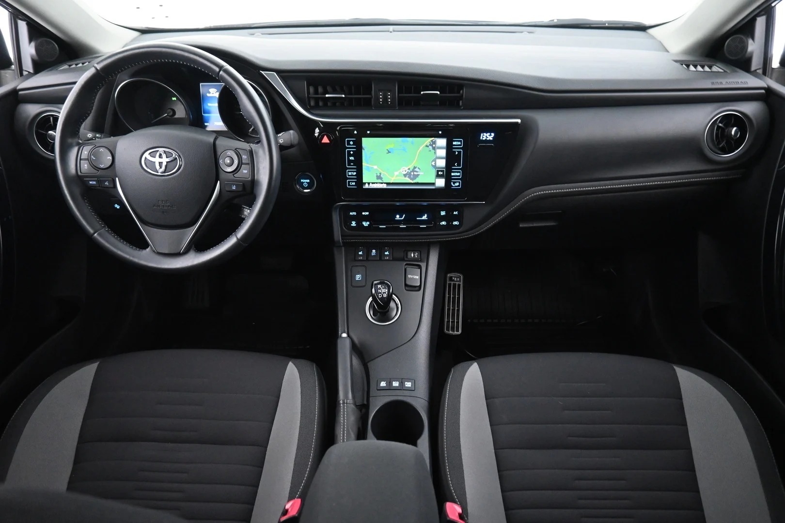 Car Image - 5AVsZ5i8YxVrKvWpiiGGlV